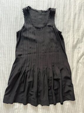 Club Monaco Black Sleeveless Pleated Mini Dress